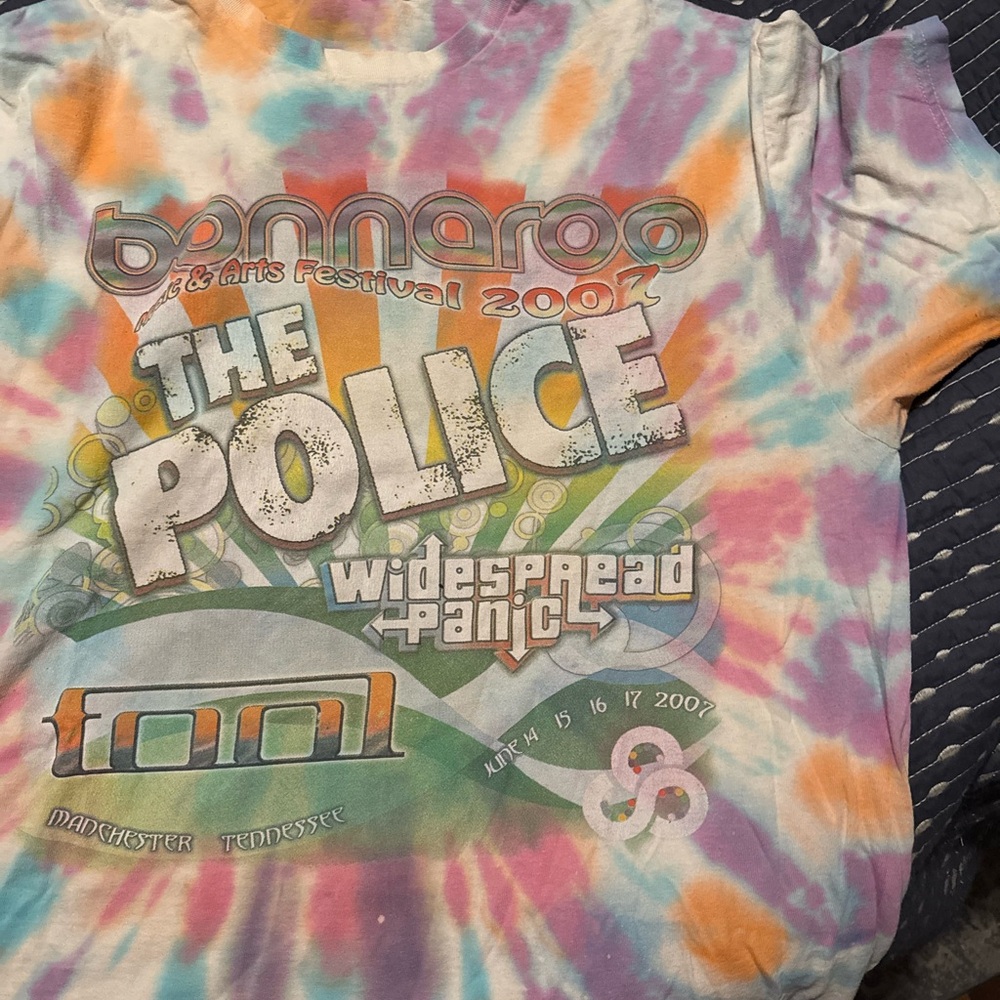 Bonnaroo Music Festival 2007 June 14, 15, 16, 17
Tye Dye t shirt - Picture 4 of 4
